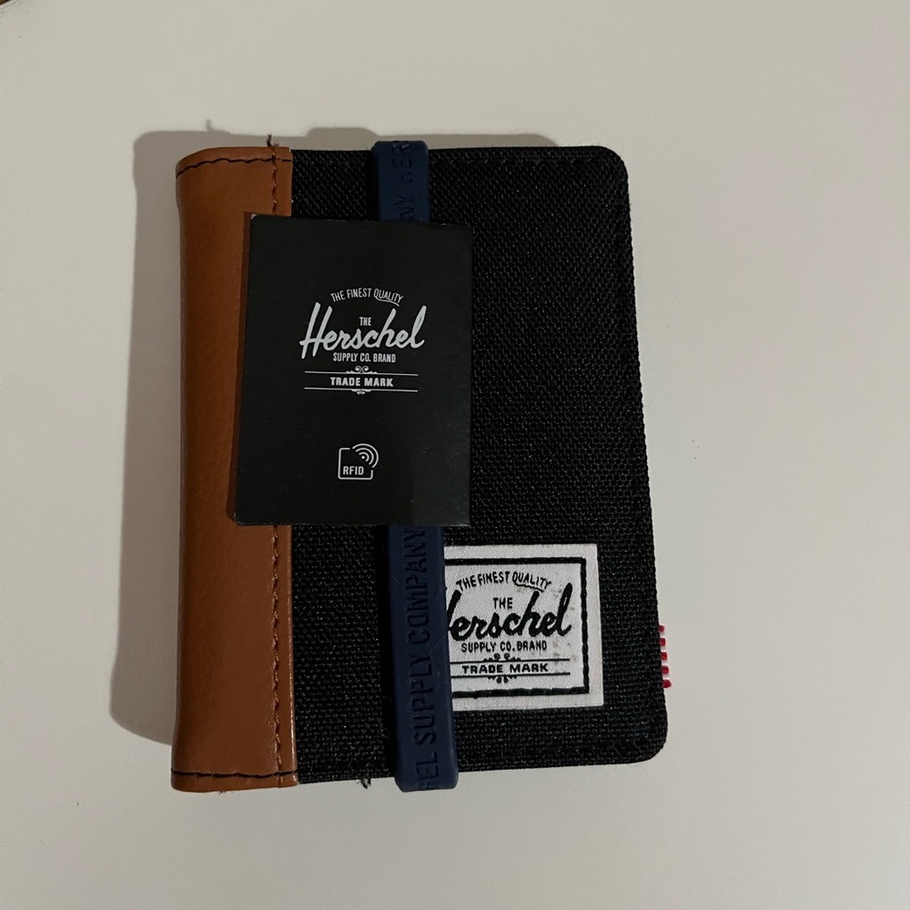 Herschel Gordon Wallet